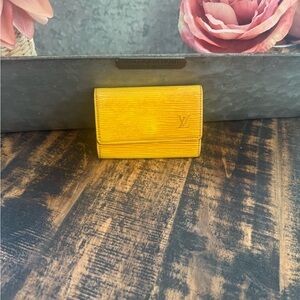 Louis Vuitton Yellow Epi Leather Key & Card Holder MI0934